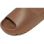 adidas_yeezy_slides__flax__fz5896_0_12353.jpeg